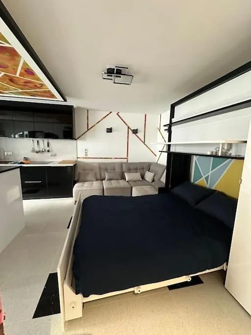 Joia Paris - Vaugirard Apartment 0*,  France